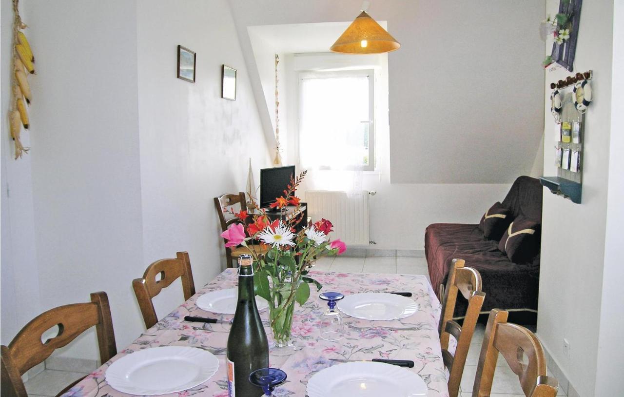 Amazing Apartment In Roz-Landrieux With Kitchen Exterior foto